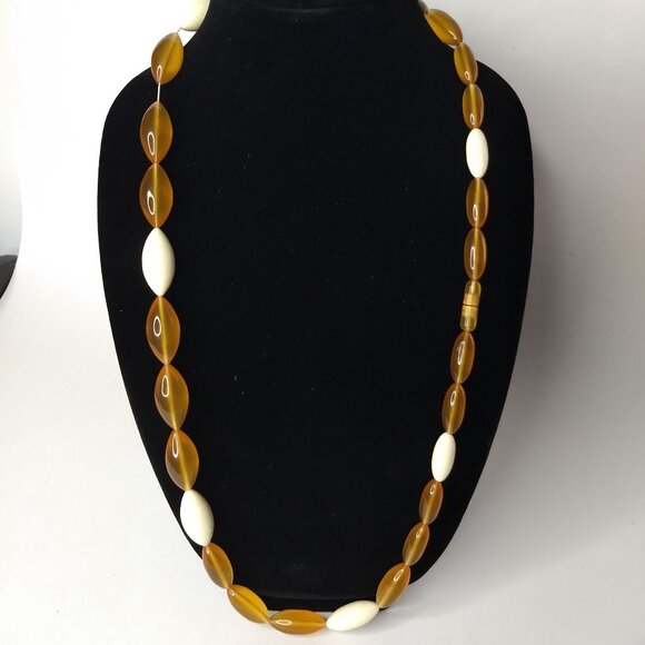 Plastic Necklace Hinge Bracelet Set Orange Beige Vintage Retro Mod Barrel Clasp - Picture 4 of 16